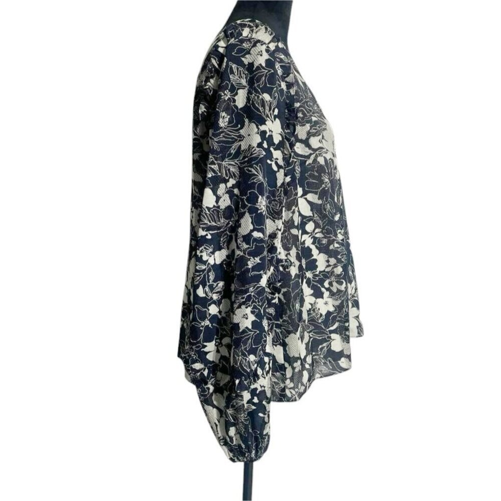 Alexis Size Large  Top Blouse Long Sleeve Shirt Top V Neck Floral - Picture 3 of 7